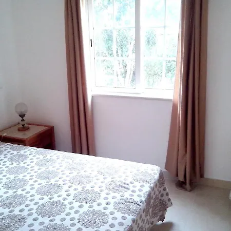 Welcoming In 60 M² With Shared Pool Apartman Albufeira