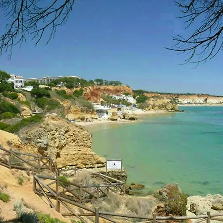 Apartamento Welcoming In 60 M² With Shared Pool Albufeira