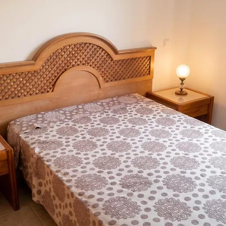 Serene Oasis: With Pool And Access * Albufeira